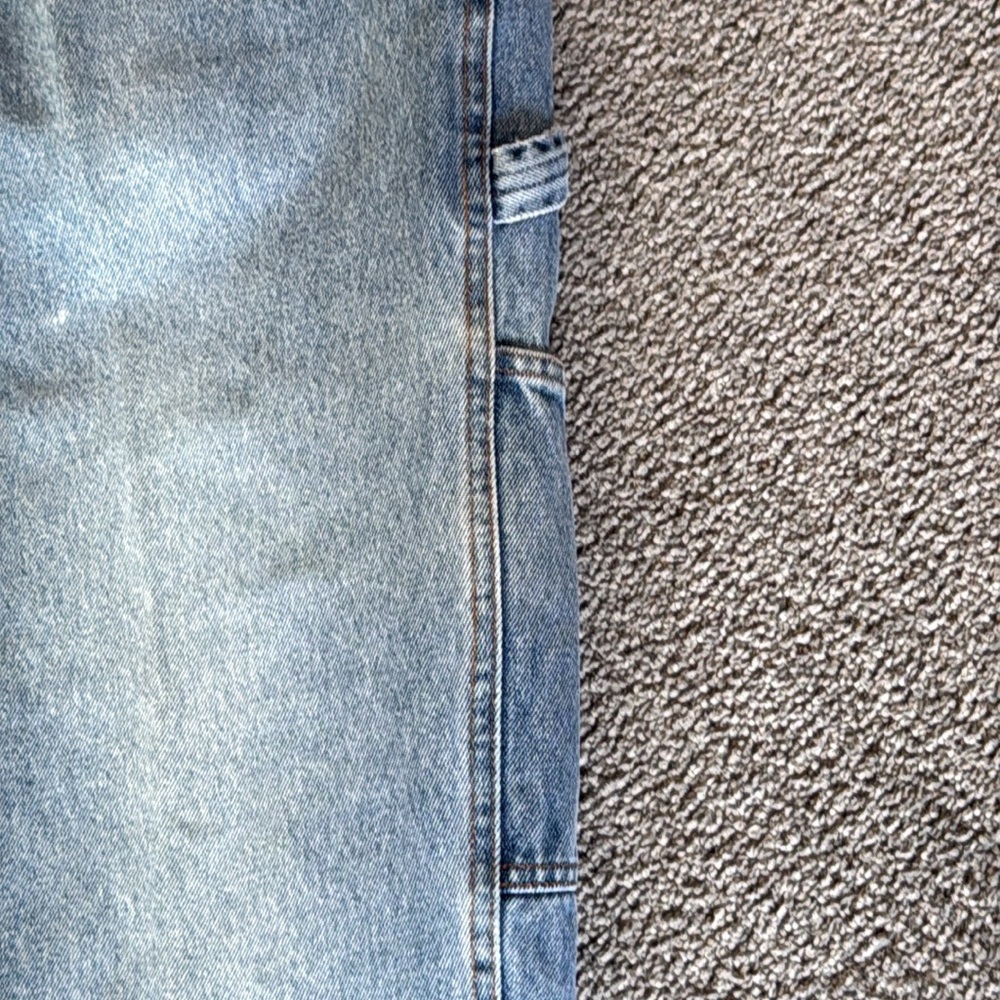 Wolverine Blue Denim Carpenter Style Denim Jeans. Medium Wash. Size 36 X 32. - Picture 2 of 9